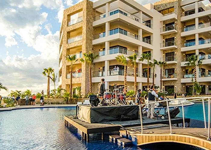 Beachfront Luxury In Exclusive Diamante Golf Resort